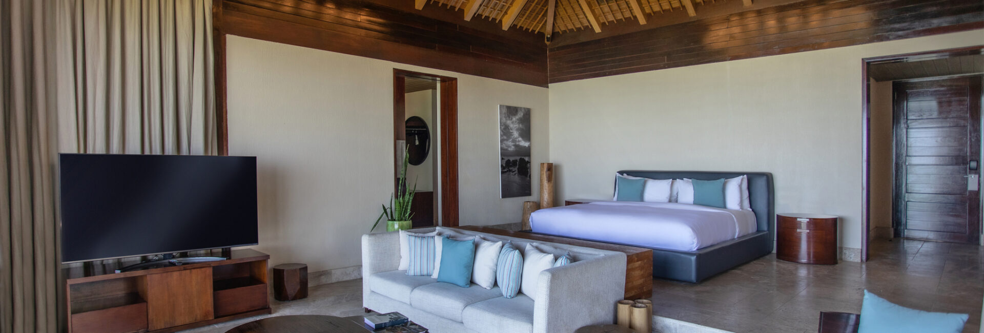 St. Regis Le Morne// Bedroom