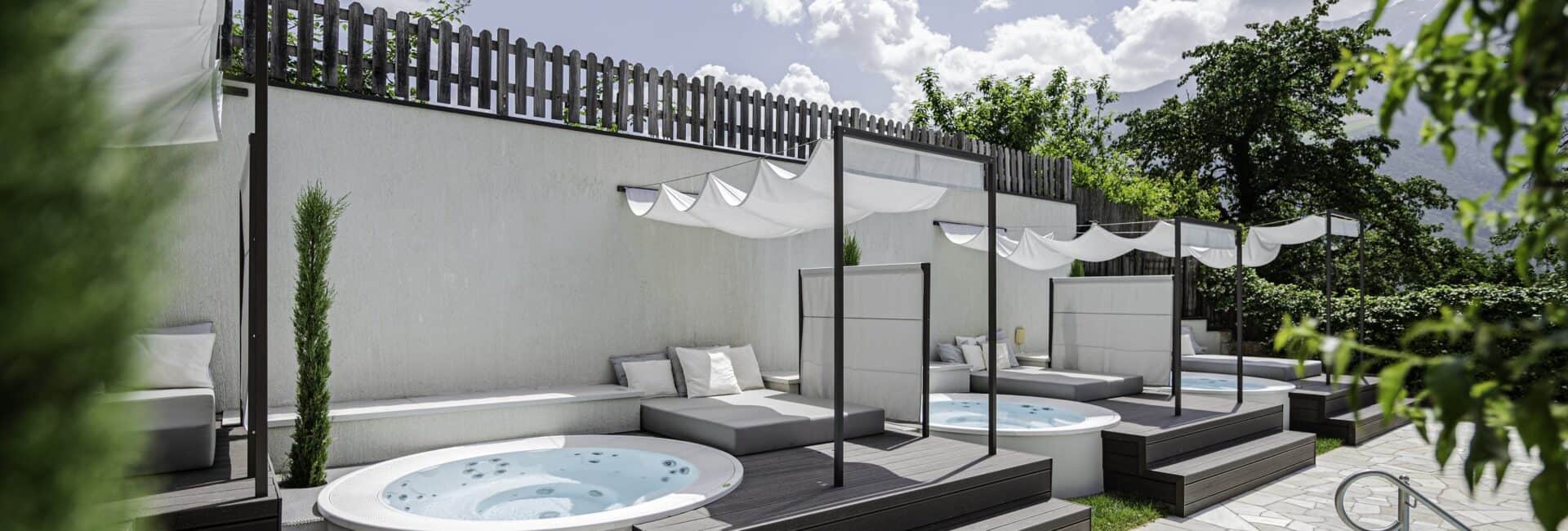 Preidlhof Neu-New private outdoor Spa lounges-min