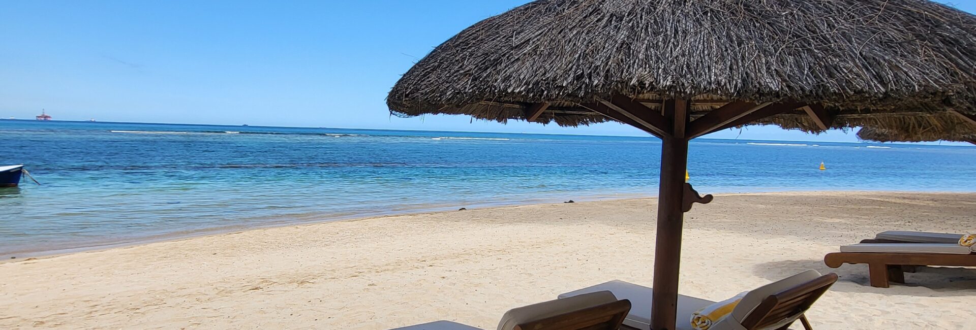 Oberoi MRU/ beach