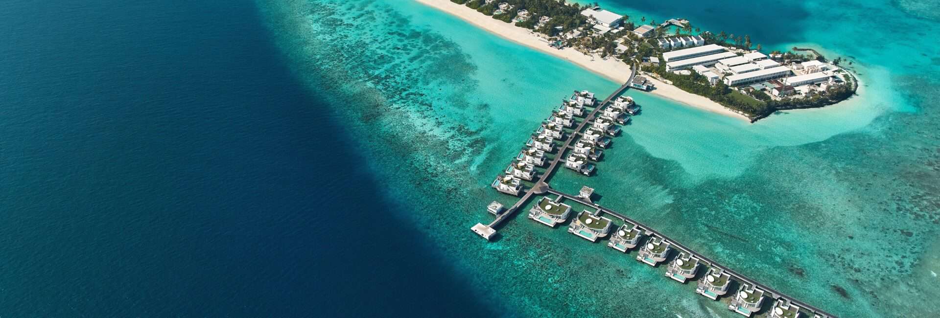 Jumeirah Maldives_High_resolution_300dpi-Jumeirah Maldives - Full Island Aerial