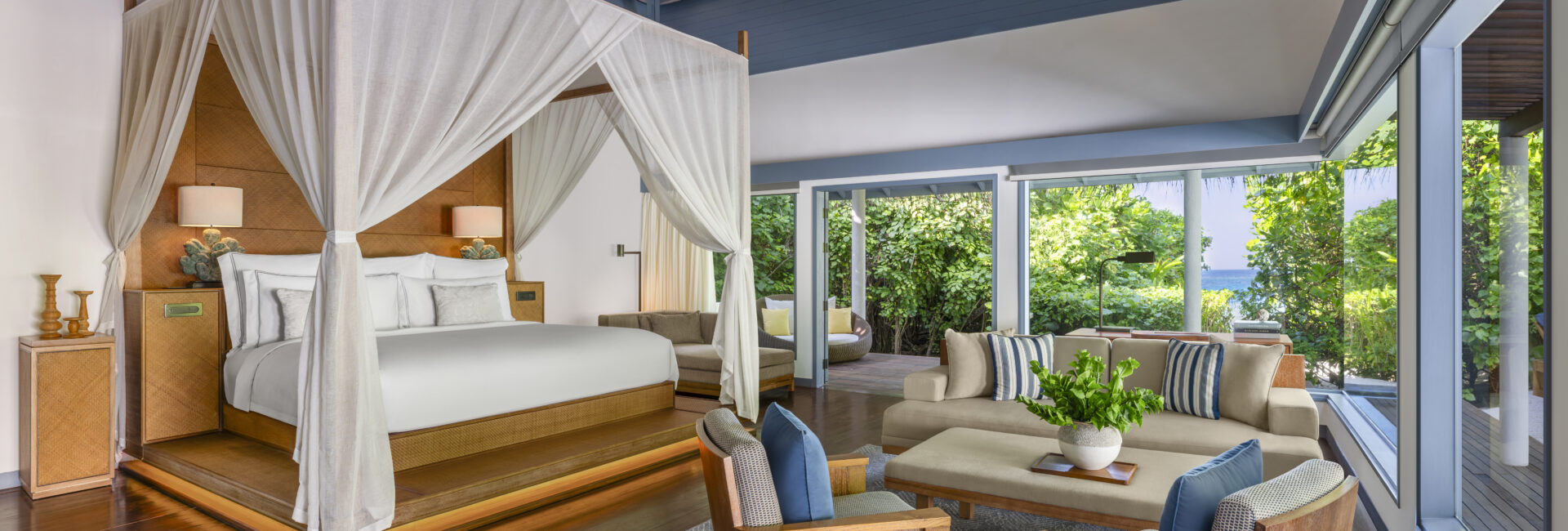 The Halcyon I Beach Pool Villa - Bedroom (Bed Only)