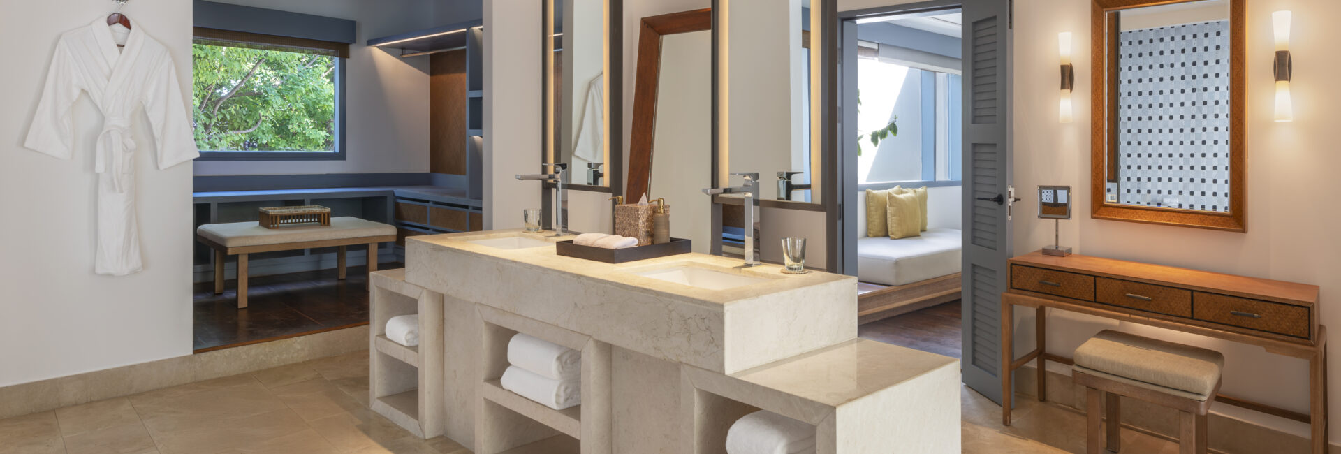 The Halcyon I Family Oceanfront Pool Villa - Bedroom 02