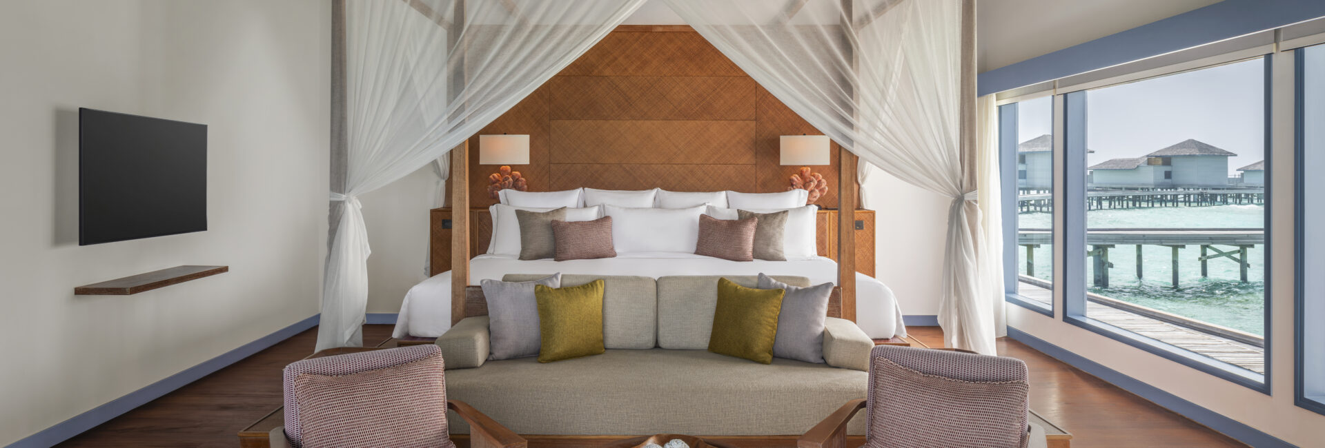 The Halcyon I Sunset Overwater Pool Villa - Livingroom