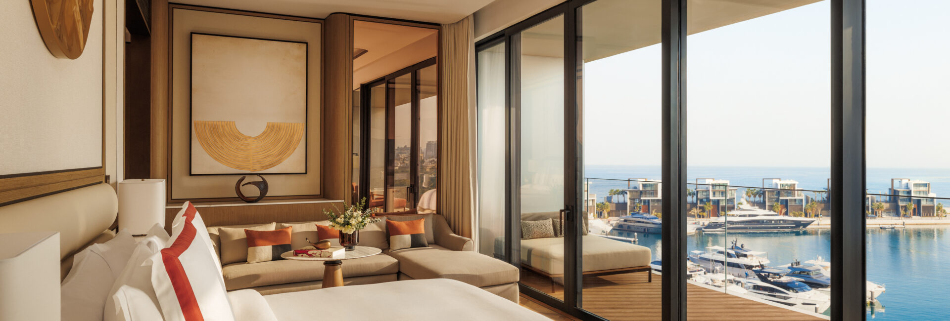 Jumeirah Marsa Al Arab_Marina Terrace Room_Bedroom_View