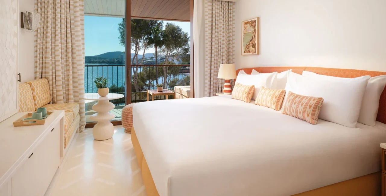 Hotel Punta Negra Mallorca// Bedroom