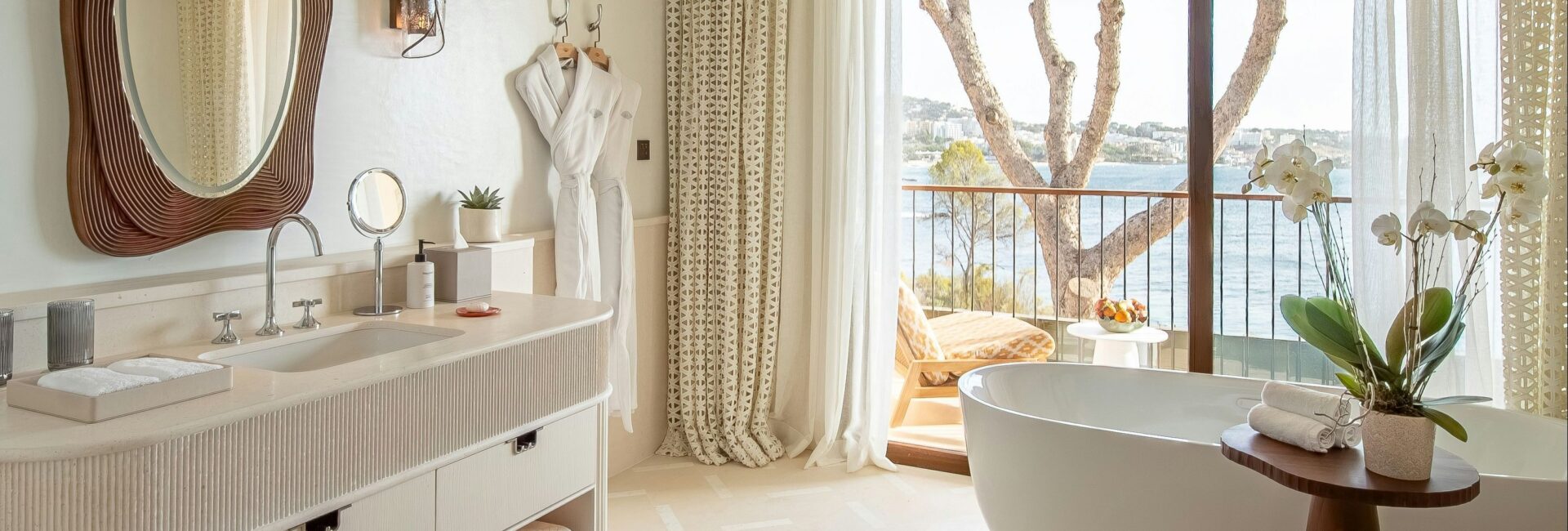 Hotel Punta Negra Mallorca// Bedroom