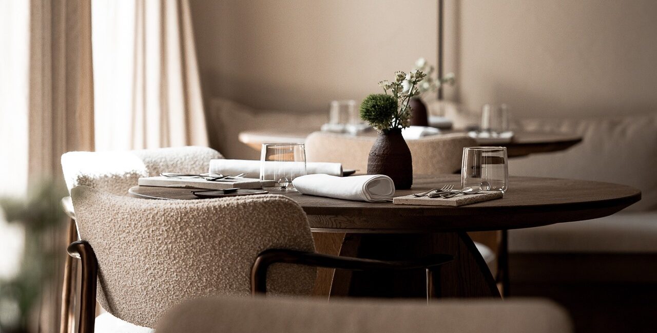 Stiegenhaus// Restaurant